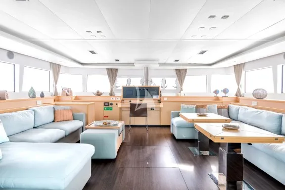 Main saloon area