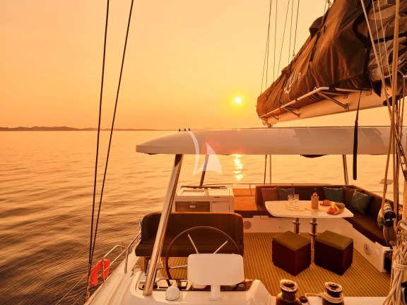 Image of AZUL yacht #34