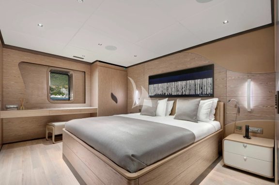 Image of All About U 2 yacht #34