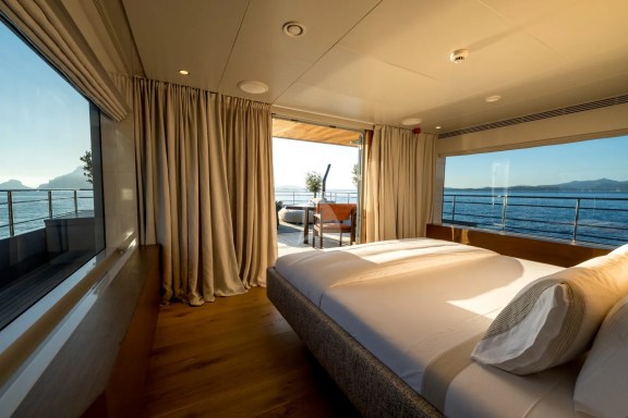 Image of CALADAN yacht #23