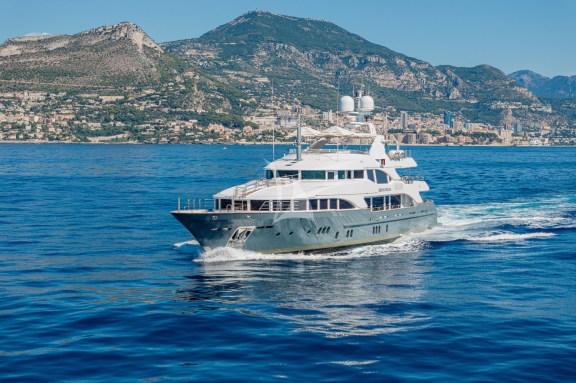 JUSTA DELIA underway