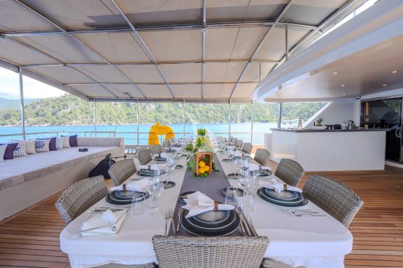 Image of KING OF THE SEA yacht #7