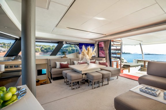 Image of D2 yacht #57