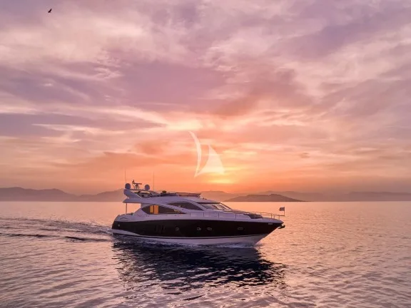 Image of M FIVE yacht #15