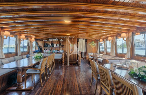Image of THALASSA yacht #5