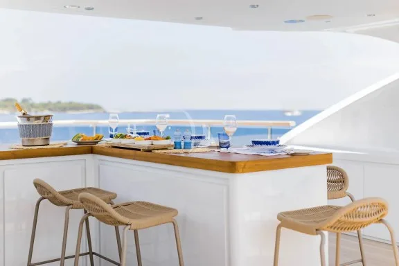 Sun Deck Bar