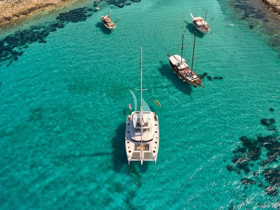 Image of ALMA yacht #5
