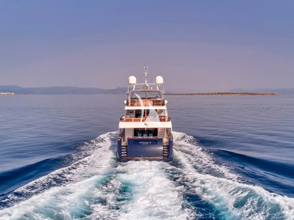 Image of OPTION B yacht #6