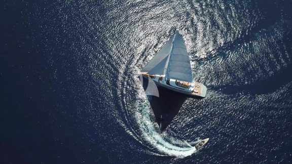 Image of All About U 2 yacht #8