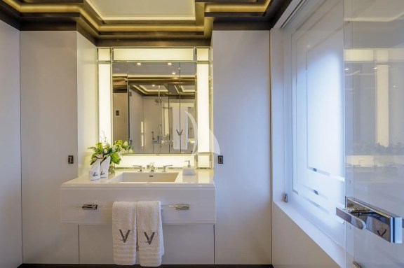 Image of LADY VERA yacht #42
