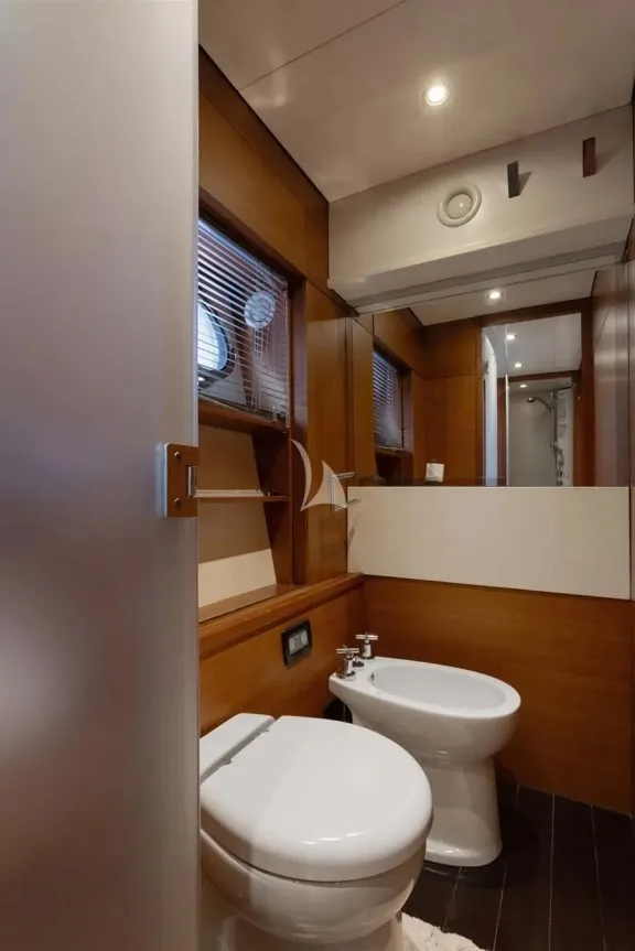 Master cabin toilet