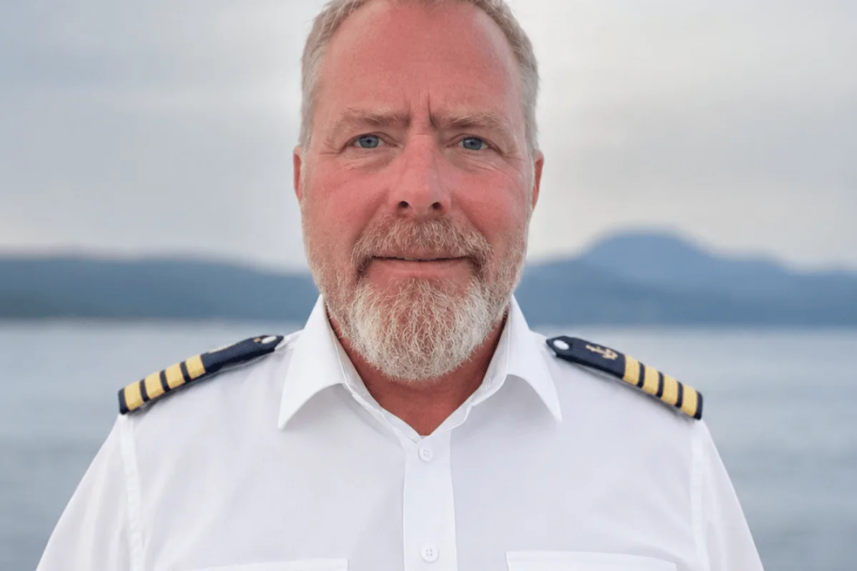 Crew Main Image