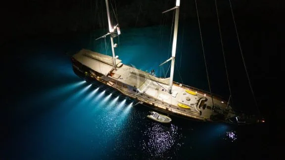 Image of La Bella Vita yacht #2