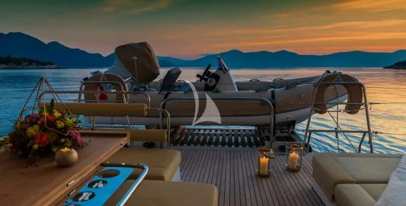 Aft deck and Tender