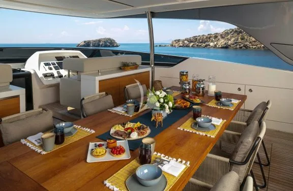 Flybridge