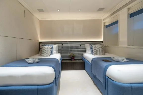 Summer twin cabin- converts to double plus pullman bed