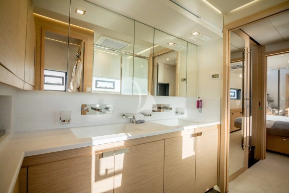 Image of D2 yacht #83