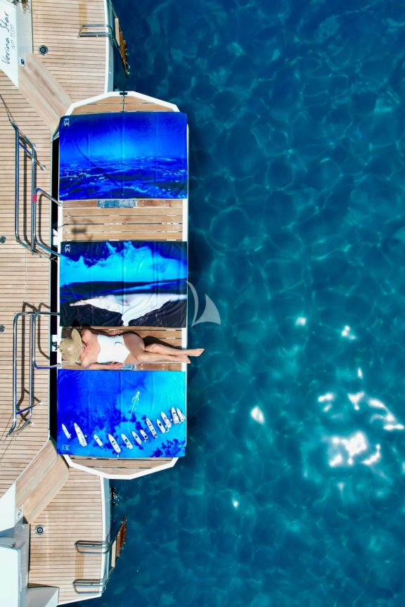 Swimming platform