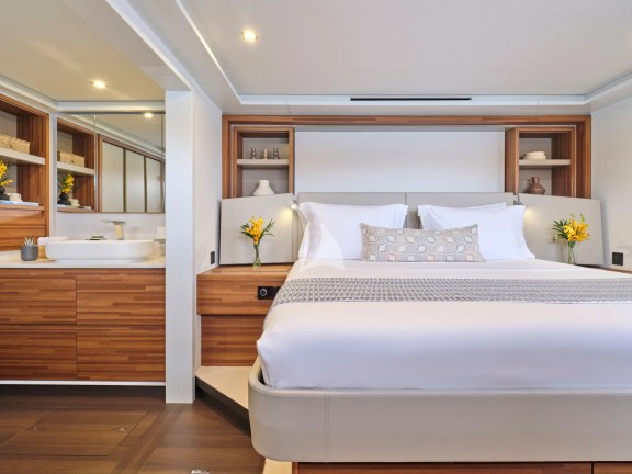 Cabin (Sistership)