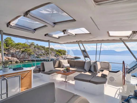 Image of SERENISSIMA yacht #21