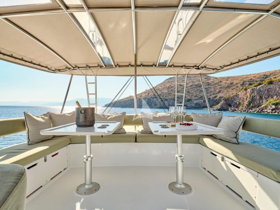 Flybridge cocktail hour