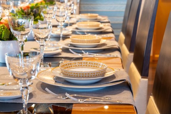 Dining table detail