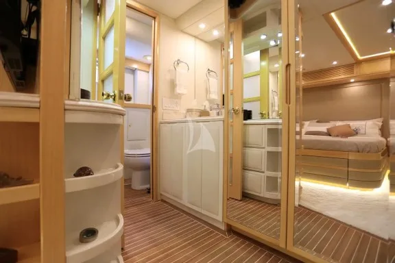 Image of Forty Love yacht #4