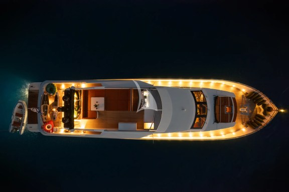 Image of C-ROCK yacht #27