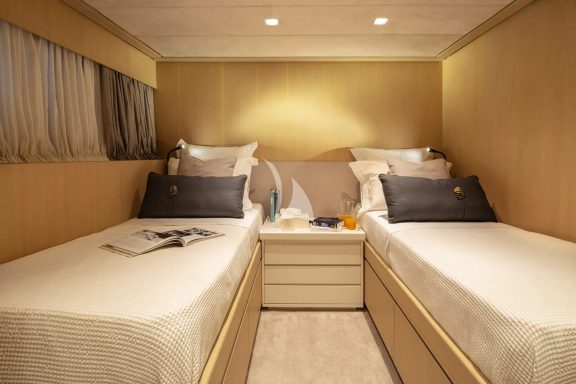 Twin Cabin