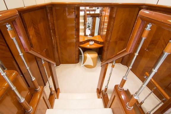 Image of DREAM B yacht #12