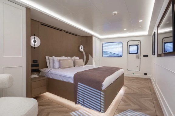 Image of ILLUSION 2 yacht #17