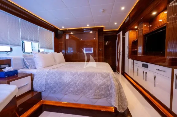 Image of LONG ISLAND yacht #23