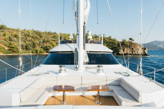 Image of All About U 2 yacht #16
