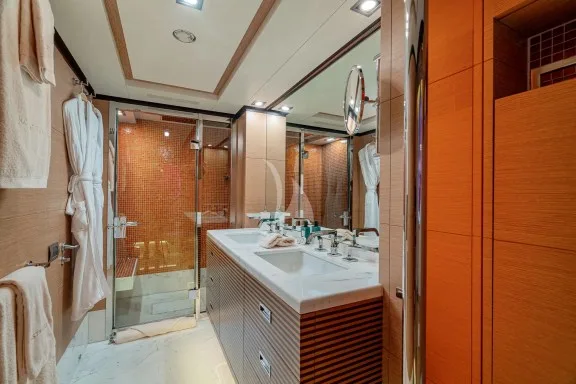Double Cabin
