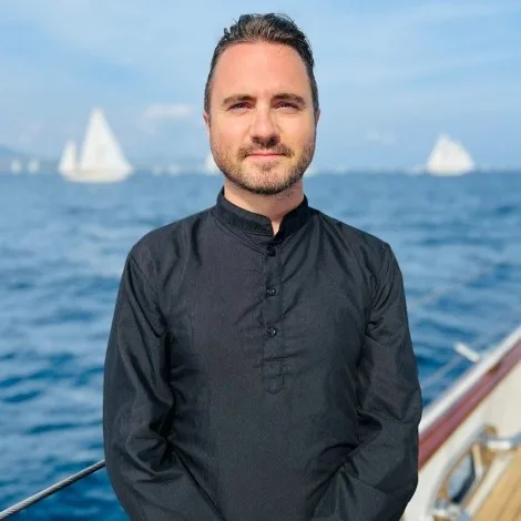 Crew of CARTOUCHE|Denis GUEMENE — Chef