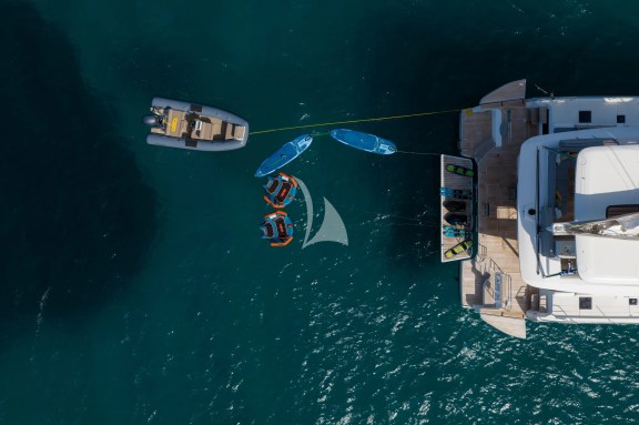 Image of LADY M yacht #30