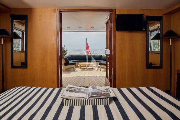 master cabin - use of private terrace