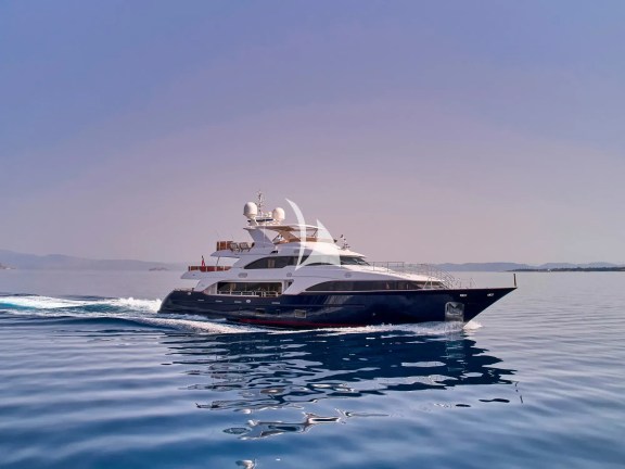 Image of OPTION B yacht #2