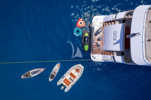 Image of C-ROCK yacht #32