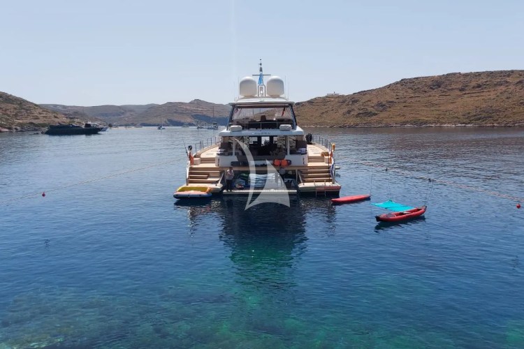 Aft sea view & water toys