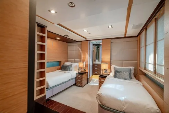 Twin Cabin