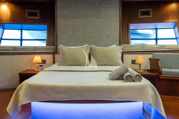 Image of Nevra Queen yacht #18