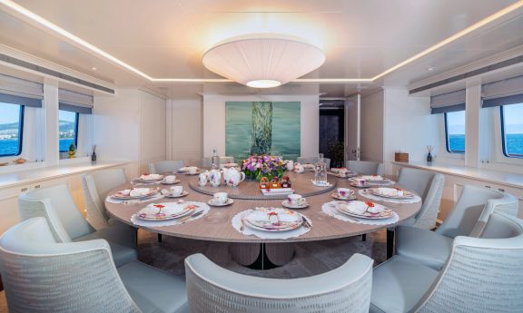 Image of IDEFIX II yacht #124