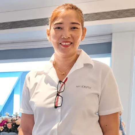 Crew of IDEFIX II|GEMA ROMERO — Chief steward/ess