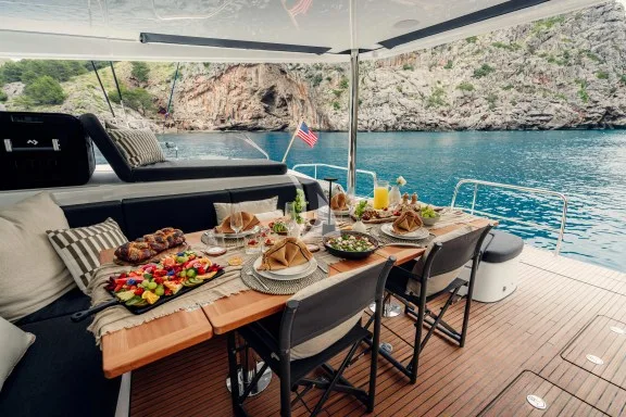 Breakfast table