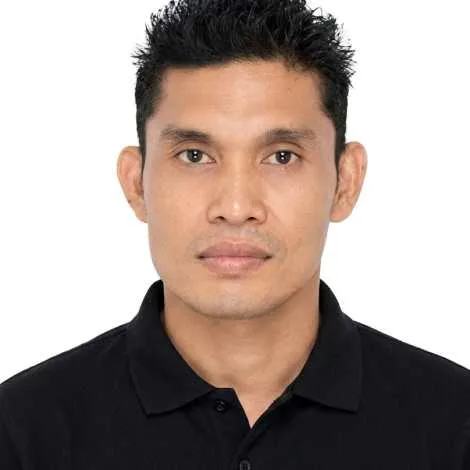 Crew of SALUZI|Jayson Delfin — Bosun