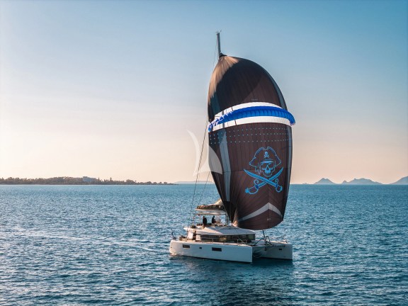 Image of LARGO WINCH yacht #4
