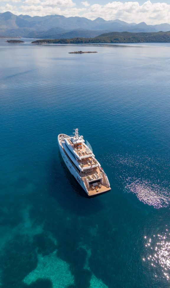 Image of Renata yacht #102