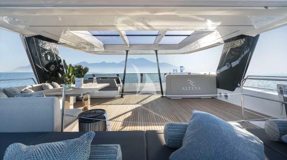 Flybridge