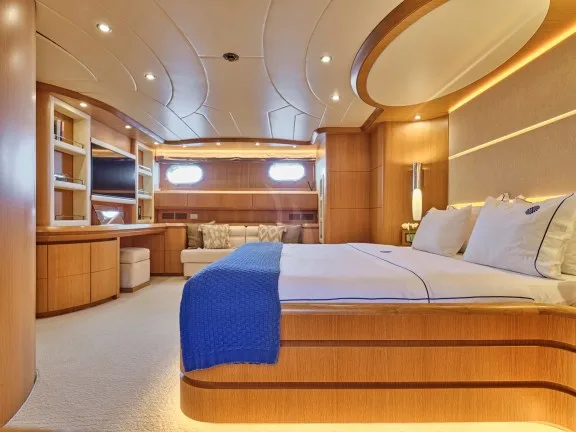 VIP Cabin Lower Deck
